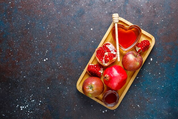 Traditionelles Essen des jüdischen Neujahrs - Rosh Hashana.