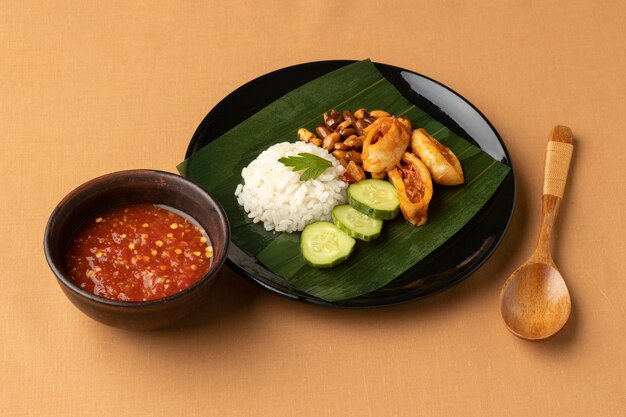 Traditionelles Nasi-Lemak-Essen