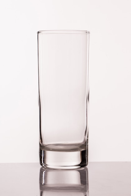 Transperentes Glas für Wasser