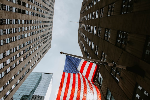 US-Flagge in einem Gebäude