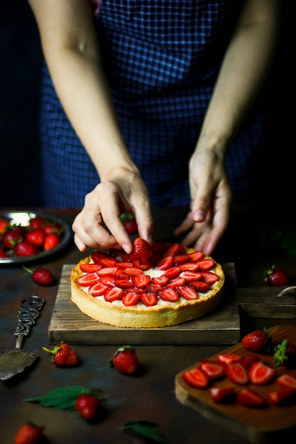 Verfahren zur herstellung von torte mit erdbeeren