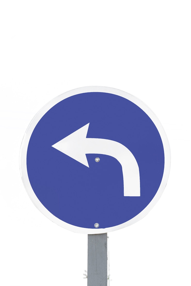 Kostenlose Foto verkehrspfeilschild nur noch links