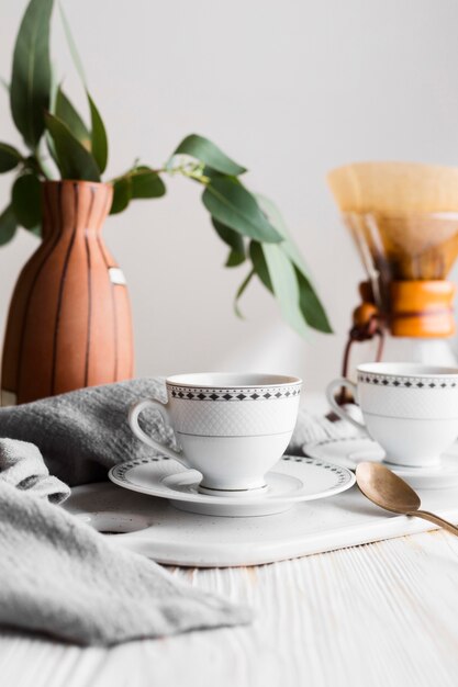 Verschiedene Tassen Kaffeekomposition