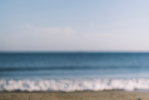 Kostenloses Foto verschwommene sicht der wellen am strand