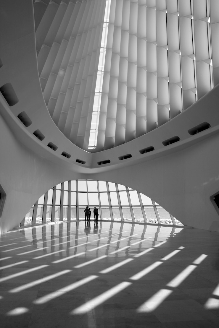 Kostenlose Foto vertikale aufnahme der innenarchitektur eines gebäudes