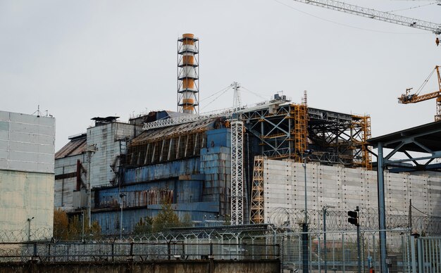 Vierter Block des Kernkraftwerks Tschernobyl in 30 Jahren nach der Explosion im Kernkraftwerk