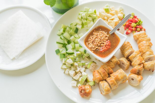 Vietnamesische Fleischbrot Wraps