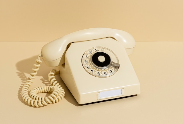 Vintage gelbe Telefonanordnung