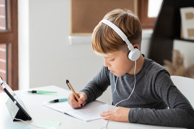 Virtuelles Klassenzimmer und Lernraum