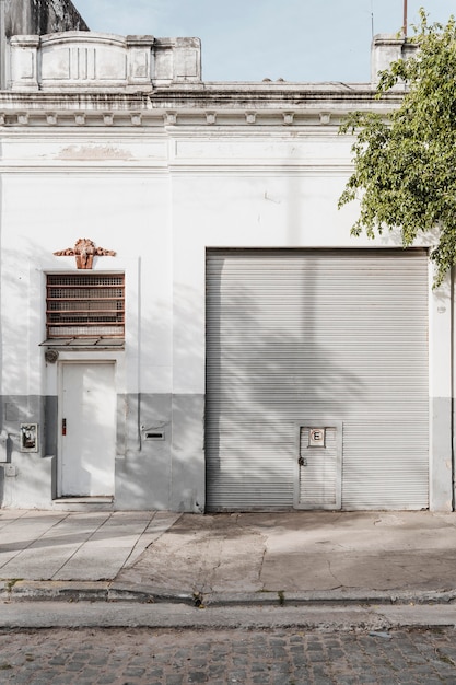 Kostenloses Foto vorderansicht der stadtbauarchitektur