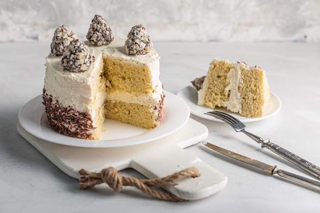 Vorderansicht des köstlichen Kuchenkonzepts