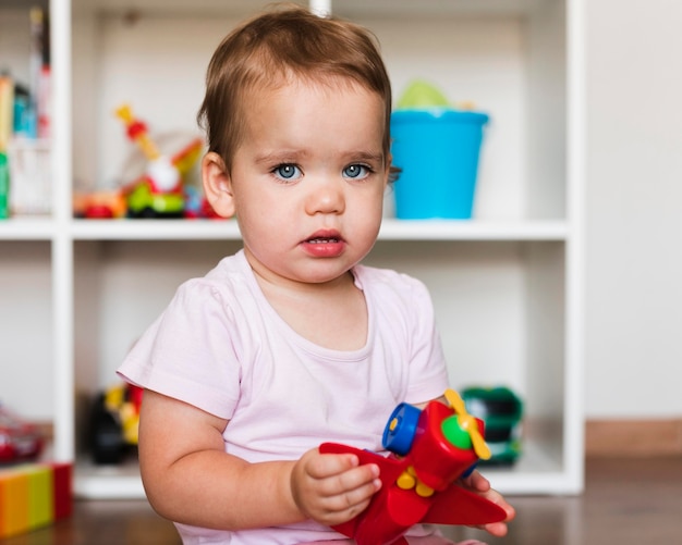 Vorderansicht des schönen Babykonzepts