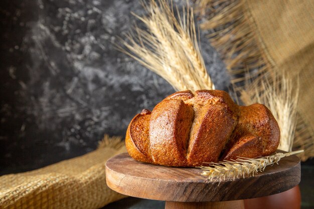 Vorderansicht frisches Brot