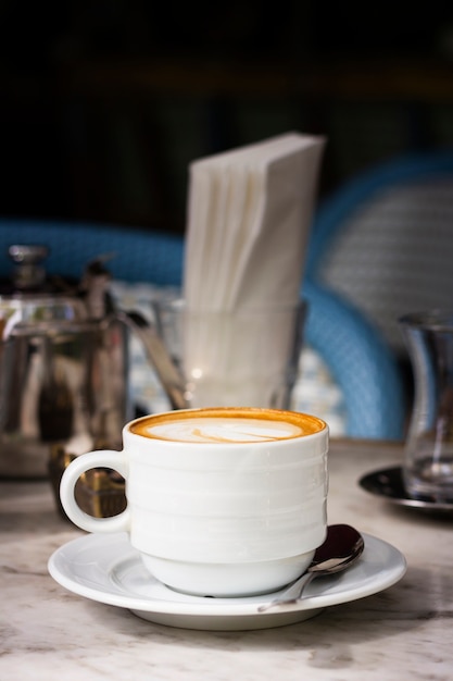 Kostenloses Foto vorderansicht kaffeetasse