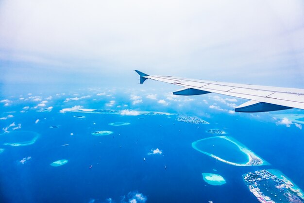 wasser Flugzeug fliegt Meer