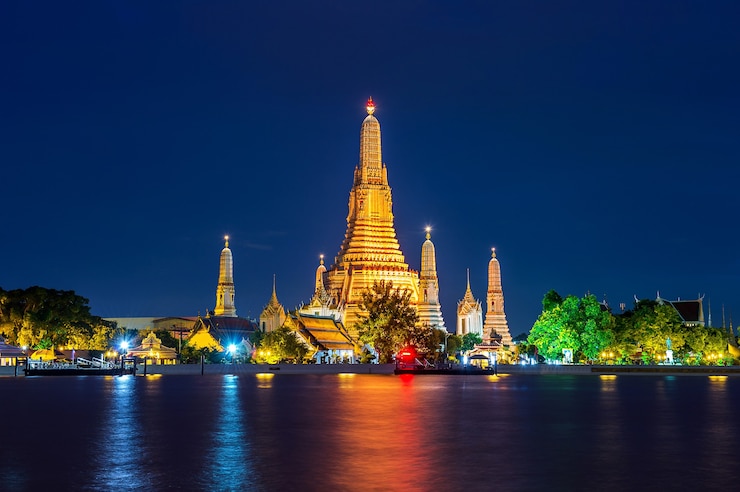 Kostenlose Foto wat arun tempel in bangkok, thailand.