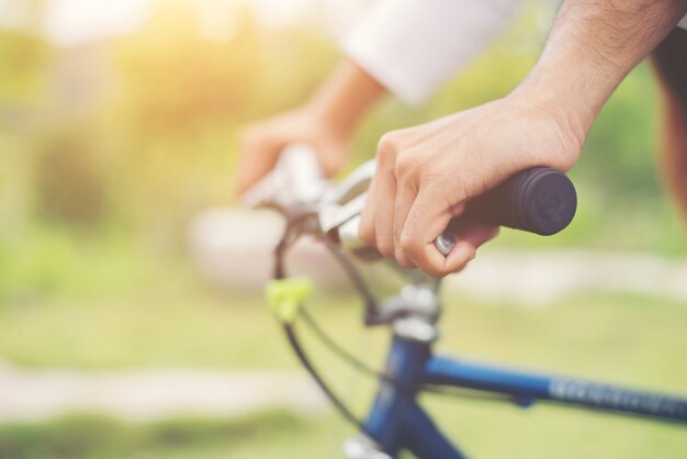 Weibliche Berührung Sport halten Lebensstil