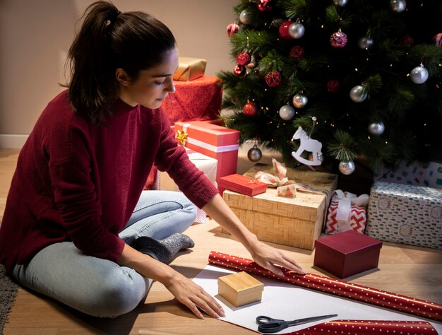 Weibliche Innenverpackungsgeschenke des hohen Winkels