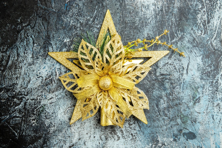 Kostenlose Foto weihnachtsbaumspielzeug von oben