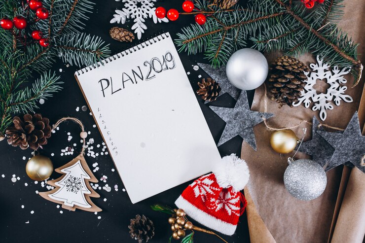 Kostenlose Foto weihnachtshintergrundplan auf schwarzem hintergrund