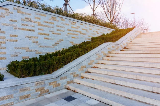 weiße Treppe