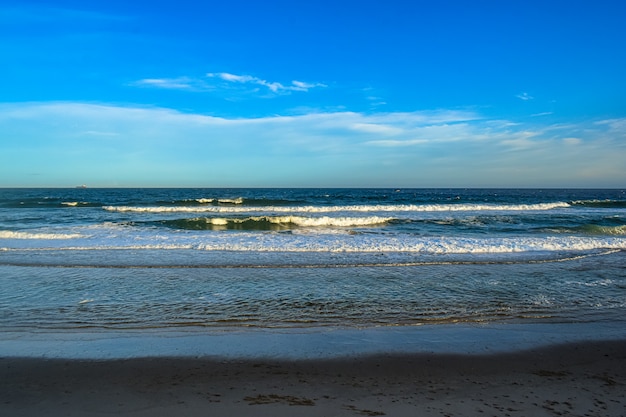 Wellen am Strand