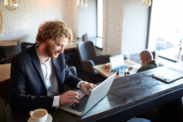 Wi-Fi im Café