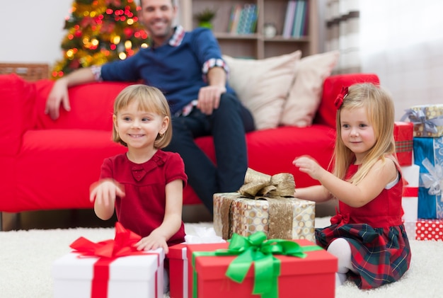 Wir hoffen, dass der Weihnachtsmann unsere Traumgeschenke für uns hat