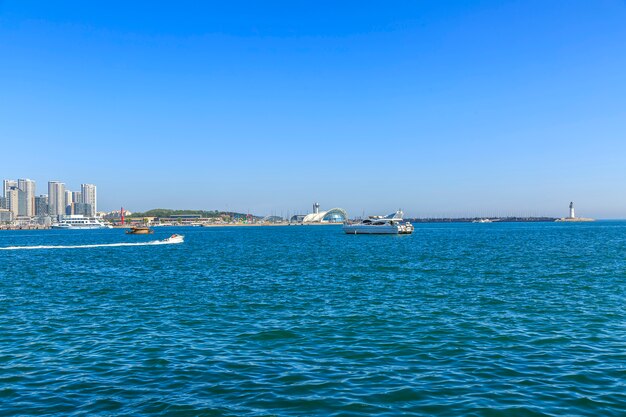 Wolkenkratzer Hafen Business Wasser Blick Landschaft