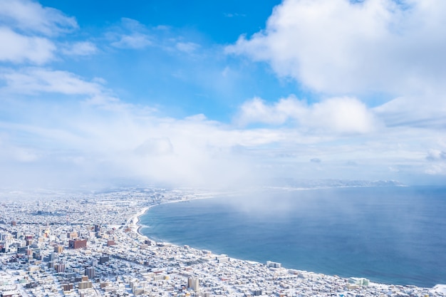 Wunderschöne Landschaft und Stadtbild vom Berg Hakodate für einen Blick auf die Skyline der Stadt