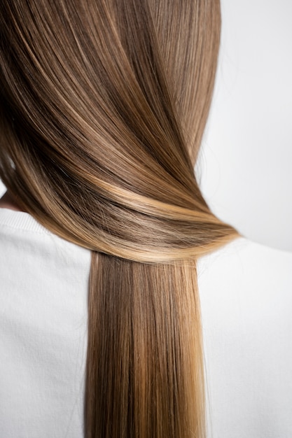 Wunderschönes, mit keratin behandeltes haar