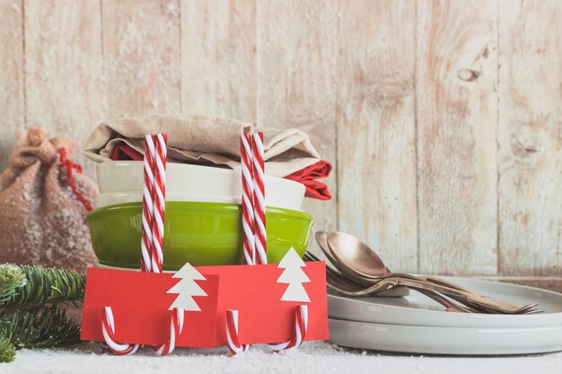 Zuckerstangen mit roten Umschlägen