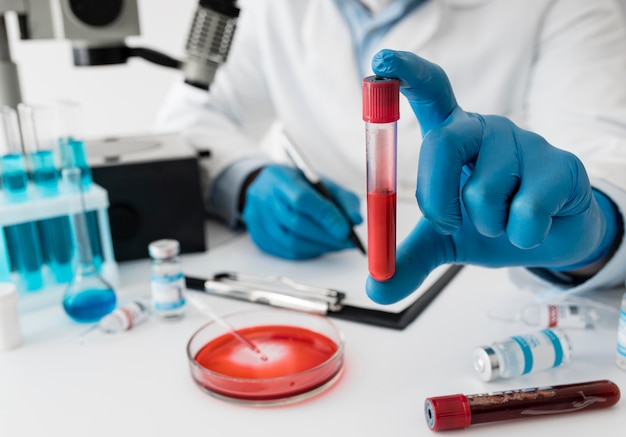 Zusammensetzung des Coronavirus-Impfstoffs im Labor