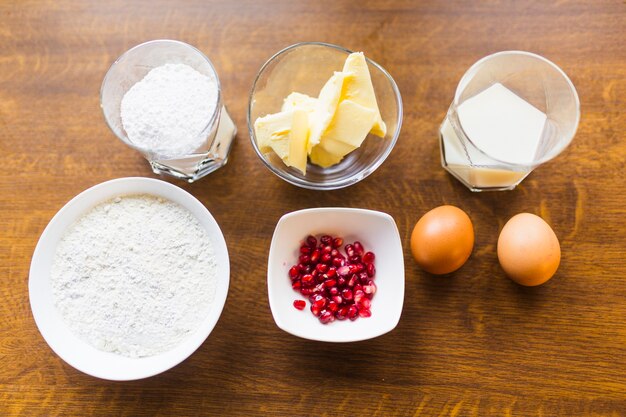 Zutaten zum Backen von Gebäck