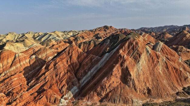 Foto 0886 formas de relieve de arenisca y sedimento oxidadas-zhangye danxia parque geológico de gansu provincia de china