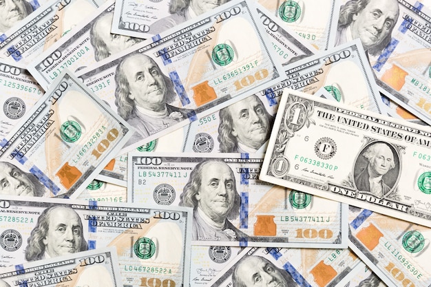 1-Dollar-Schein auf verschiedenen US-Dollar-Scheine Draufsicht des Geschäftskonzepts im Hintergrund mit Kopienraum.