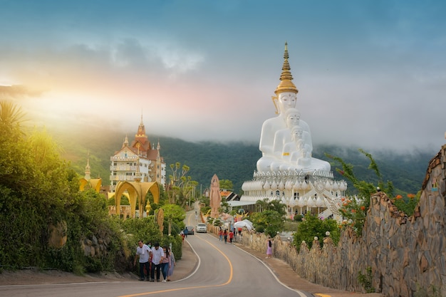 12. September 2020 in der Provinz Phetchabun Thailand Menschen reisen in den Wat Pha Son Kaew Khao Kho Provinz Phetchabun Thailand