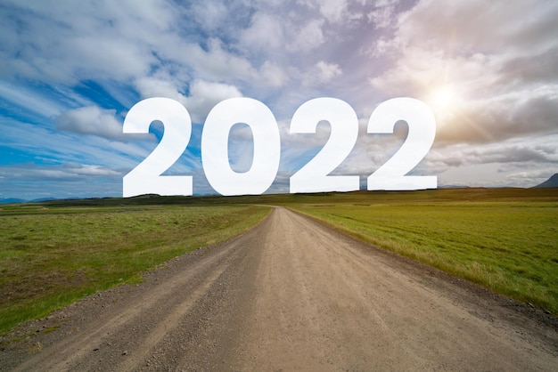 2022 Neujahrs-Roadtrip-Reisen und Zukunftsvisionskonzept