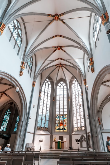 29 de julio de 2022 Colonia Alemania Interior de la iglesia Antoniterkirche