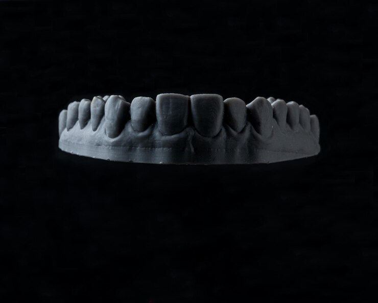 3D-Modellabdruck auf schwarzem Hintergrund
