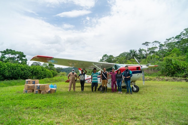 5. November 2021, Shell, Pastaza, Ecuador. Flugzeug auf einer kleinen Landebahn im Amazonasgebiet, Ecuador