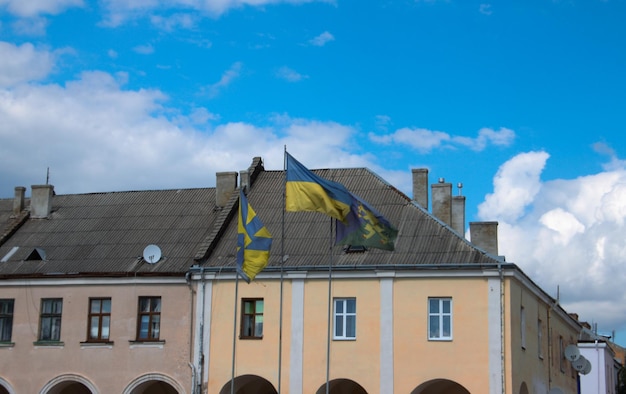 a antiga cidade ucraniana de Lviv, edifícios antigos e pontos turísticos da cidade