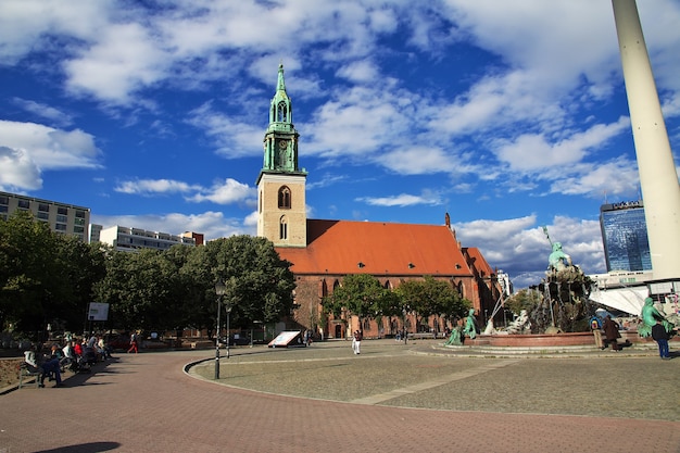 A antiga igreja, berlim, alemanha