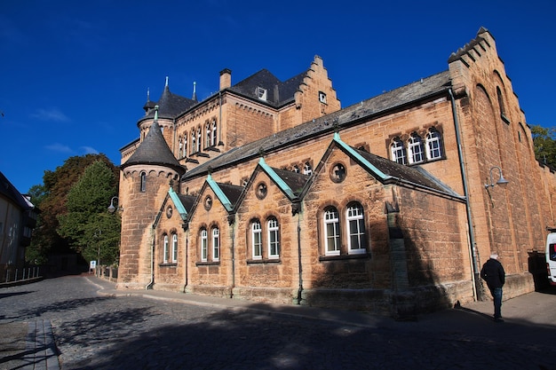 A antiga igreja na cidade de Goslar, Alemanha