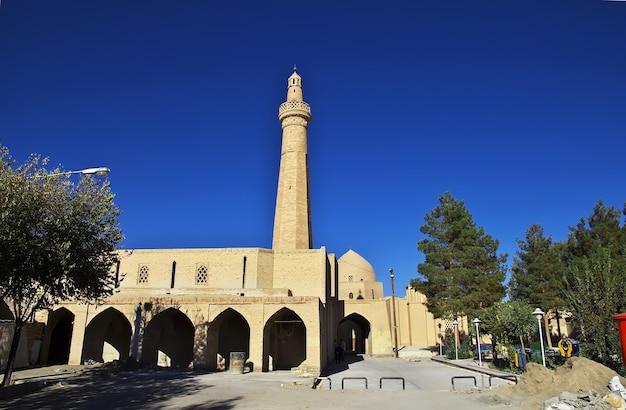 A antiga mesquita na cidade de Nain, Irã