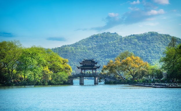 A bela paisagem de West Lake em Hangzhou