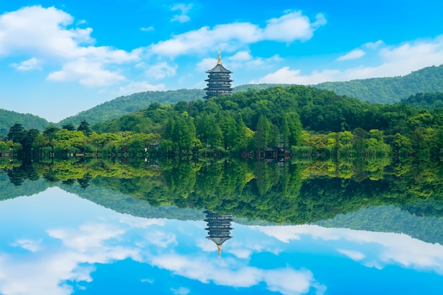 A bela paisagem do lago oeste em hangzhou