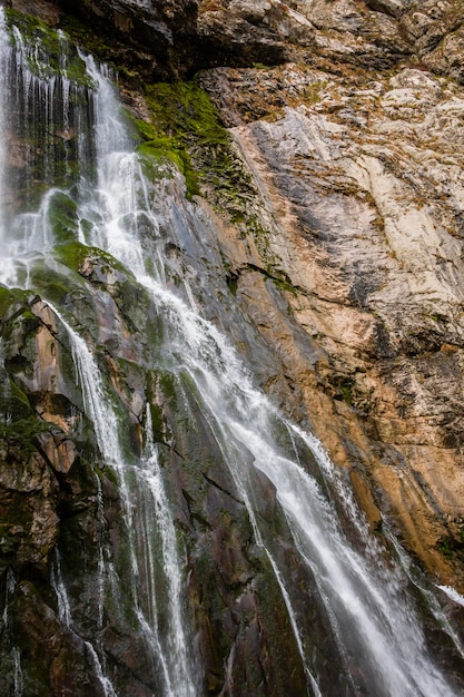 A cachoeira é a cachoeira mais famosa e bonita