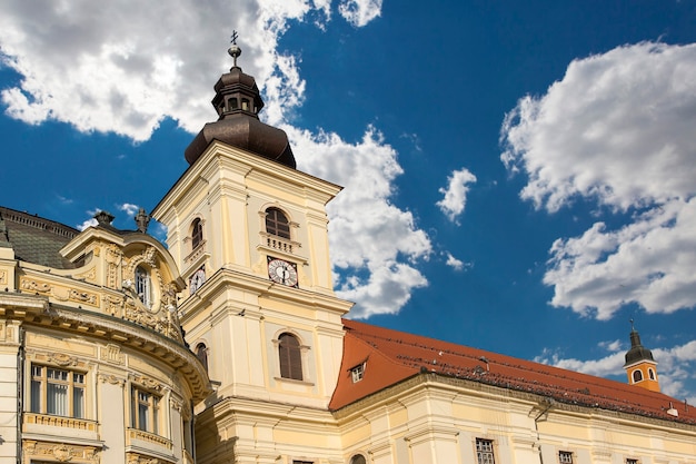 A câmara municipal de sibiu, transilvânia, romênia