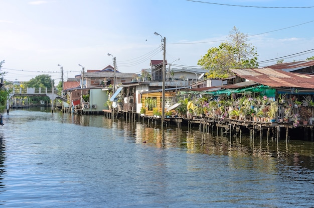 A casa ribeirinha